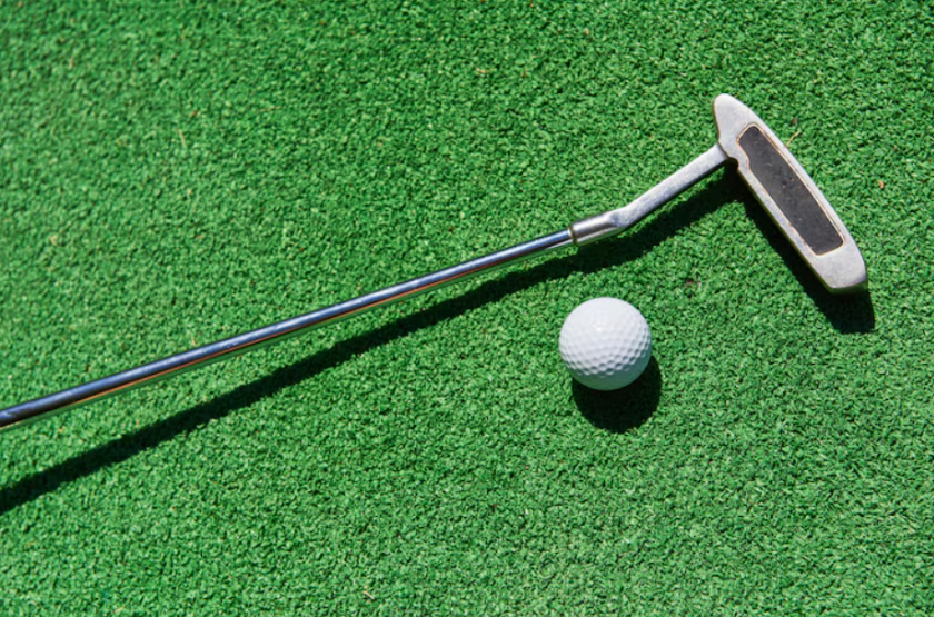 golf greens, artificial grass & sports turf in Vancouver